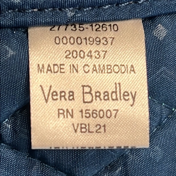 VERA BRADLEY Peacock Garden Train Case - Picture 7 of 7